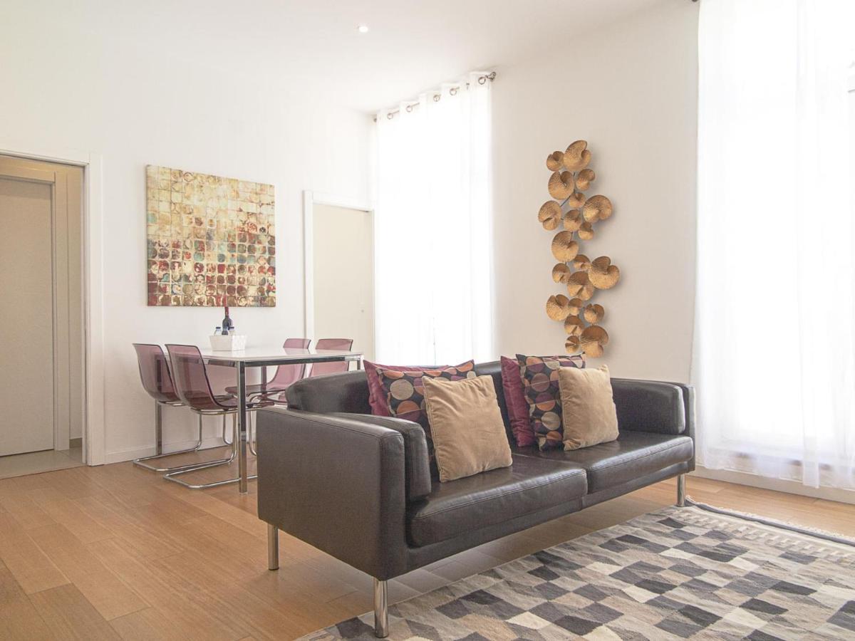 Baixa Chiado 2 Bedroom Duplex Apt With Ac Elevator Lisbon Exterior photo