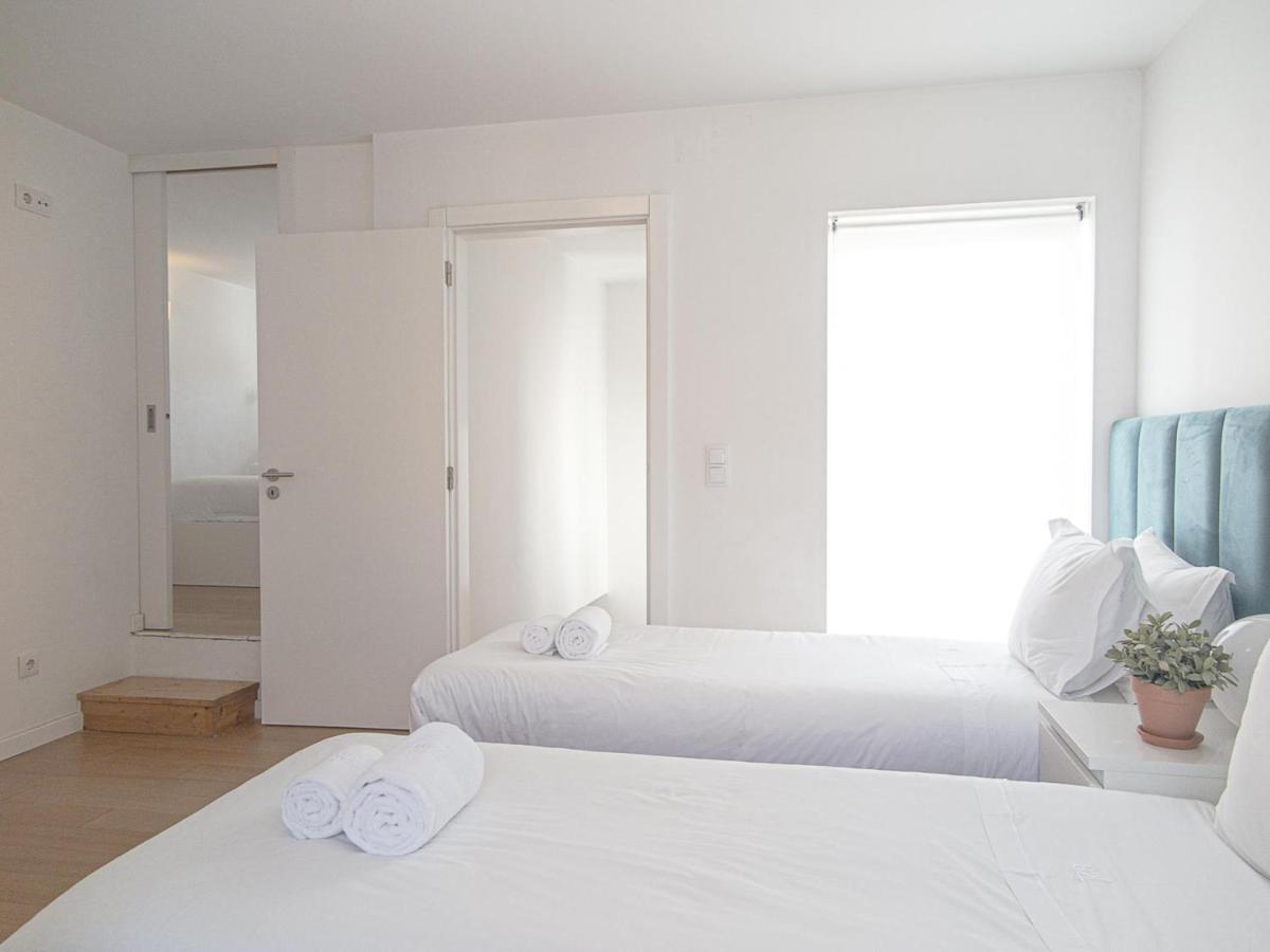 Baixa Chiado 2 Bedroom Duplex Apt With Ac Elevator Lisbon Exterior photo